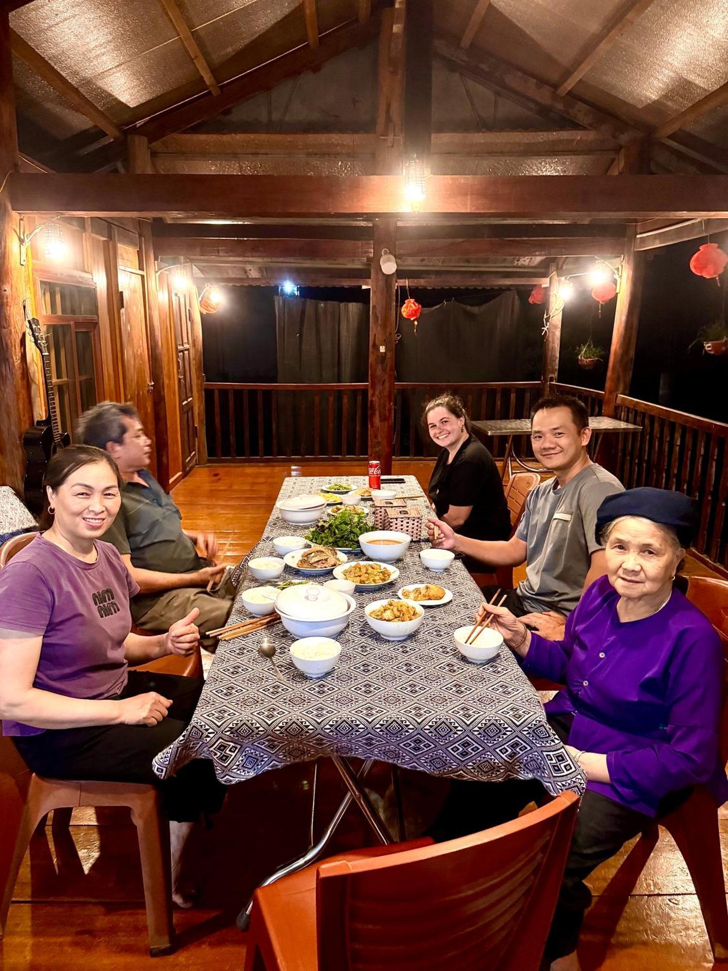 Ba Be Lake-Huyen Hao Homestay Esterno foto